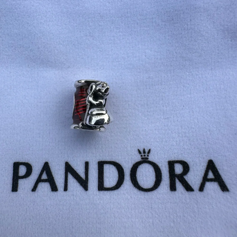 Disney x PANDORA Suzy Mouse Needle & Thread Charm